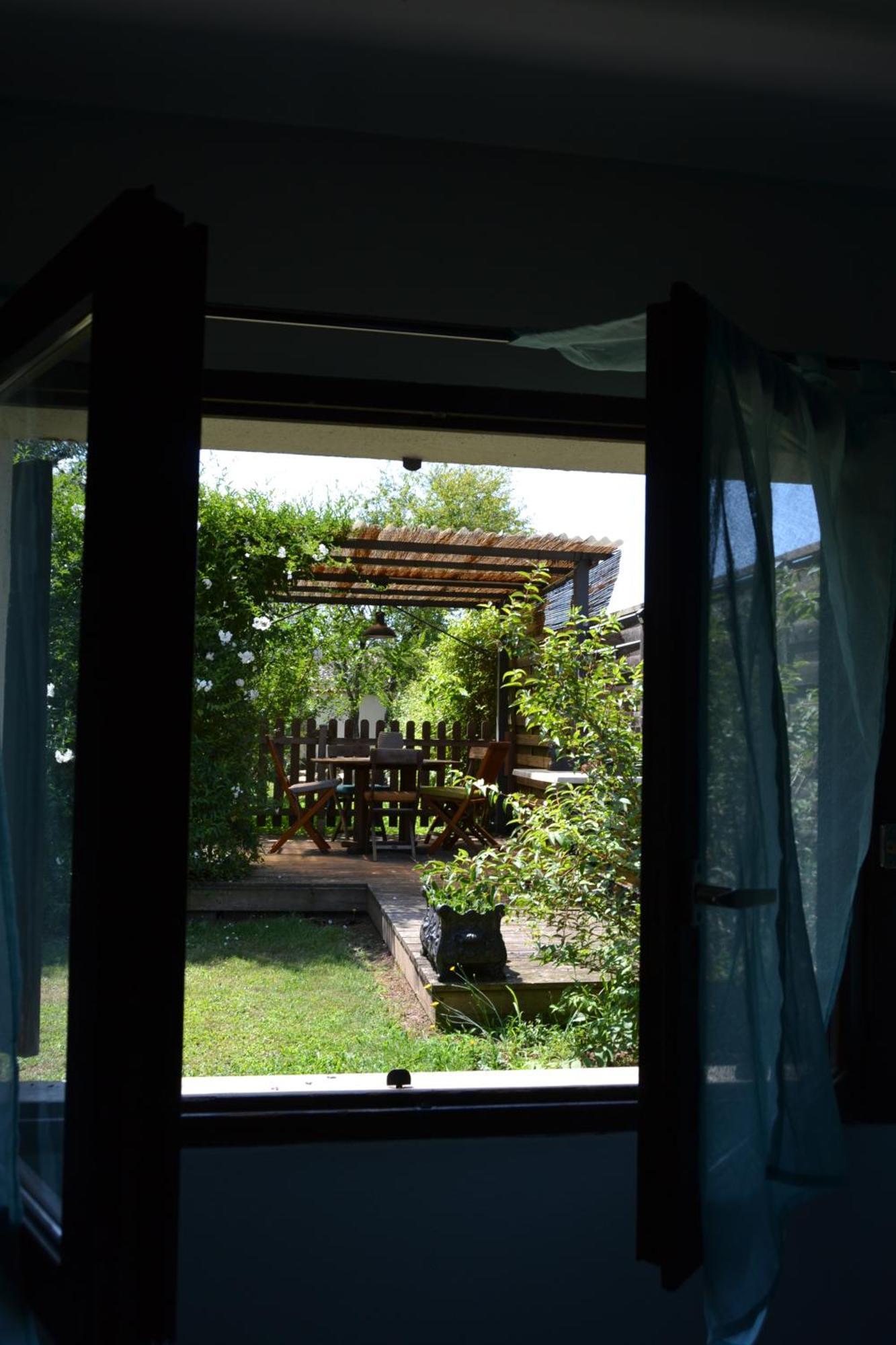 Le gite de la Lombriere Saint-Denis-de-Pile Extérieur photo