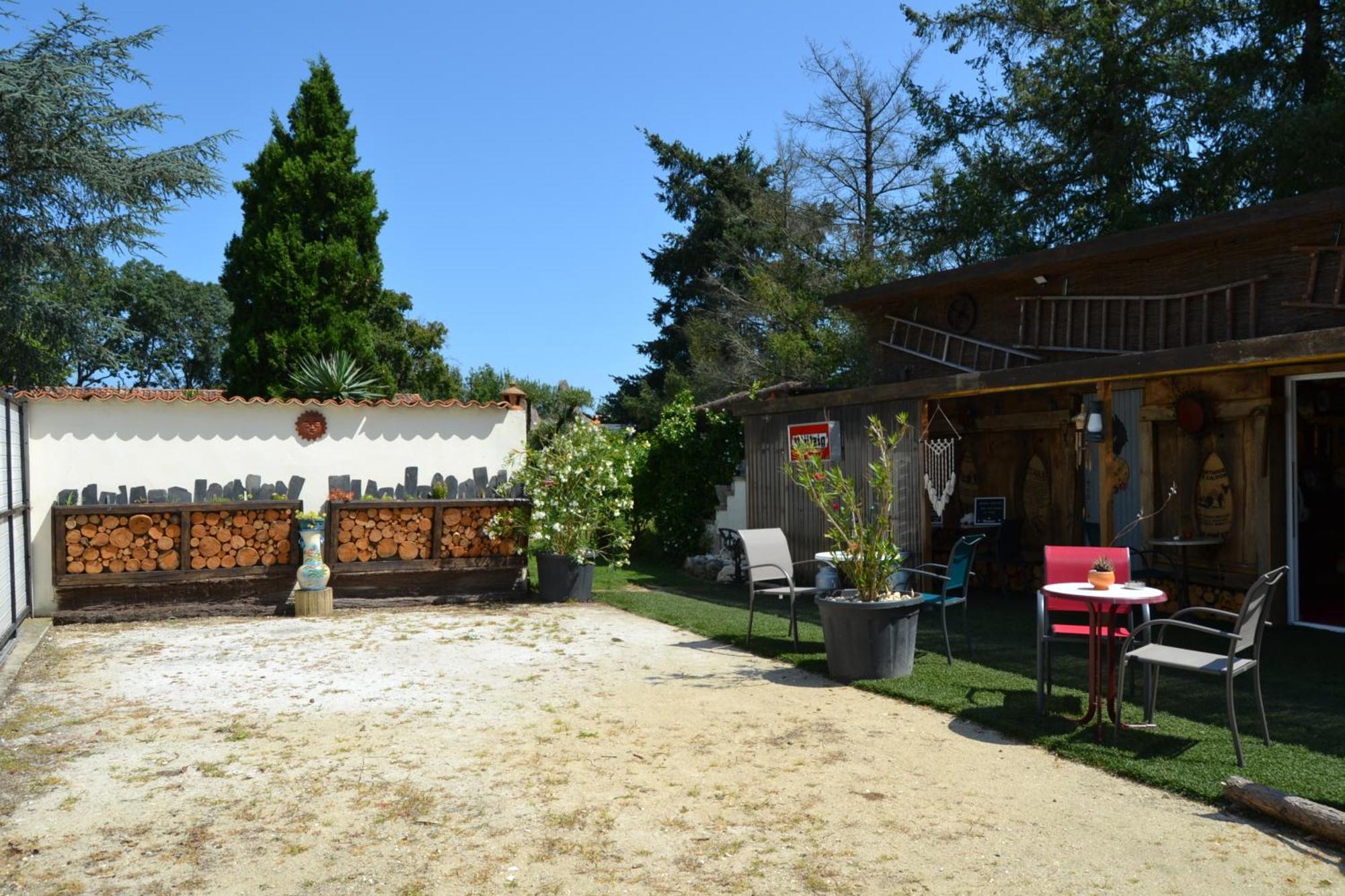 Le gite de la Lombriere Saint-Denis-de-Pile Extérieur photo