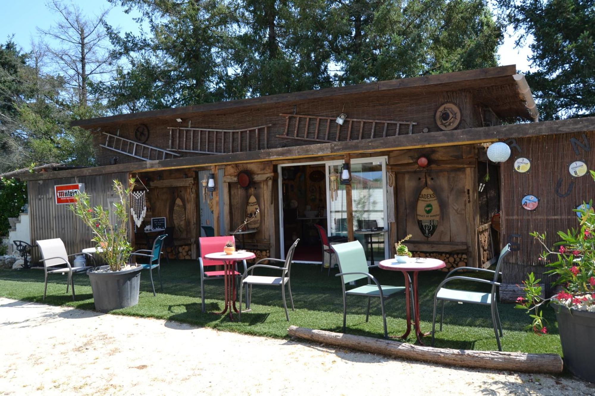 Le gite de la Lombriere Saint-Denis-de-Pile Extérieur photo